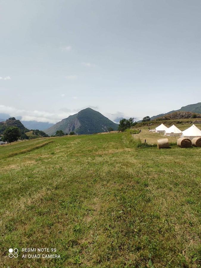 Lodg'Ing Secret Camp Ariege Hotel Lordat Exterior foto